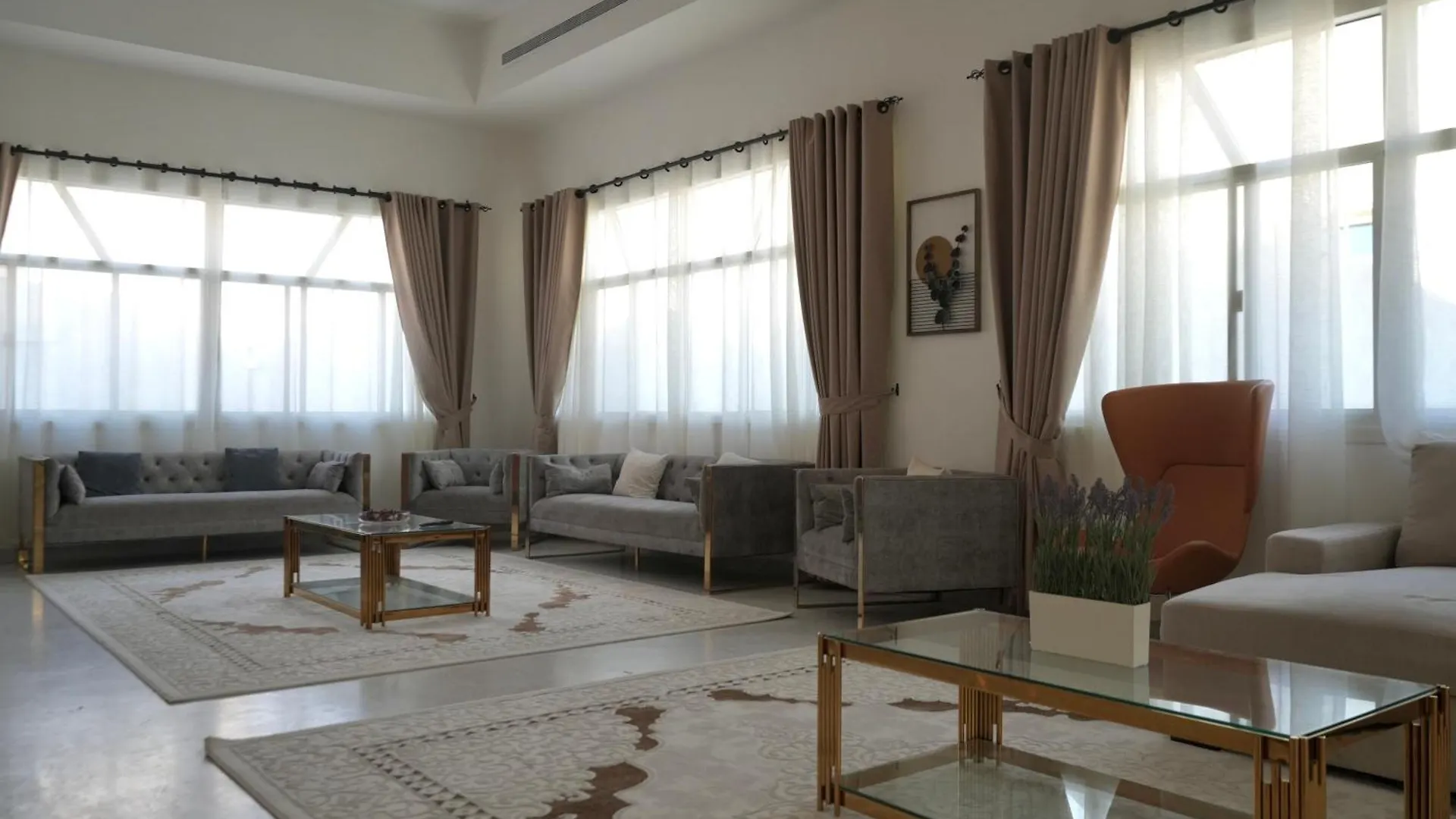 All Villa For Rent In Abu Dhabi 7 Rooms Near Corniche