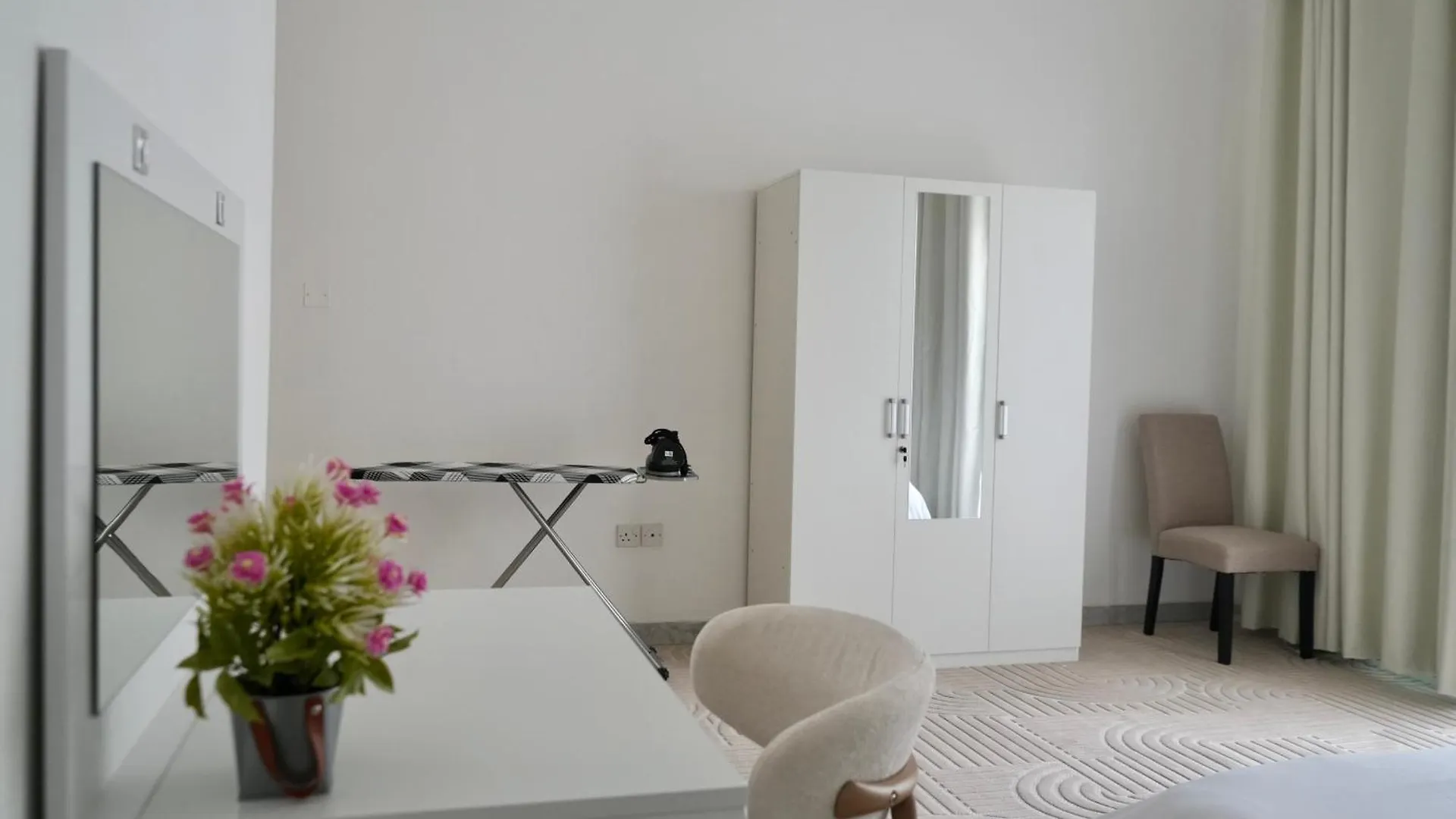 All Villa For Rent In Abu Dhabi 7 Rooms Near Corniche