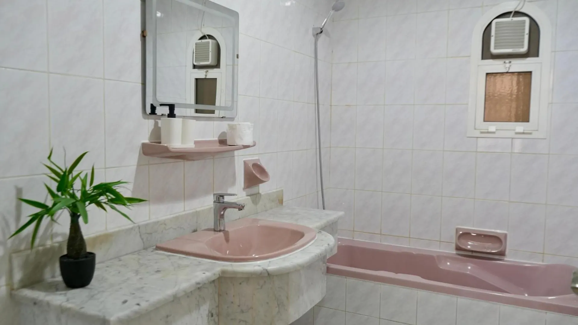 All Villa For Rent In Abu Dhabi 7 Rooms Near Corniche