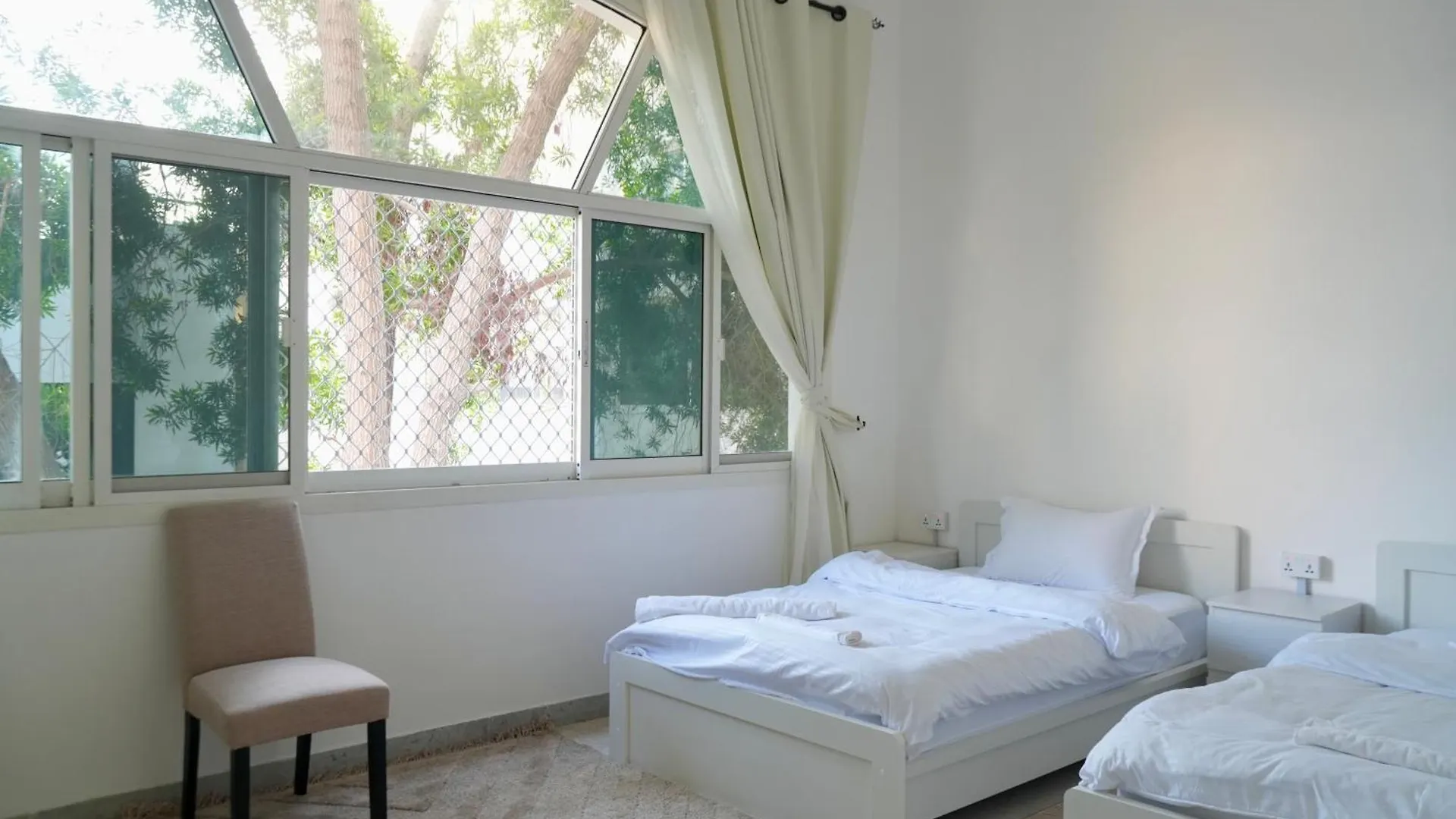 All Villa For Rent In Abu Dhabi 7 Rooms Near Corniche
