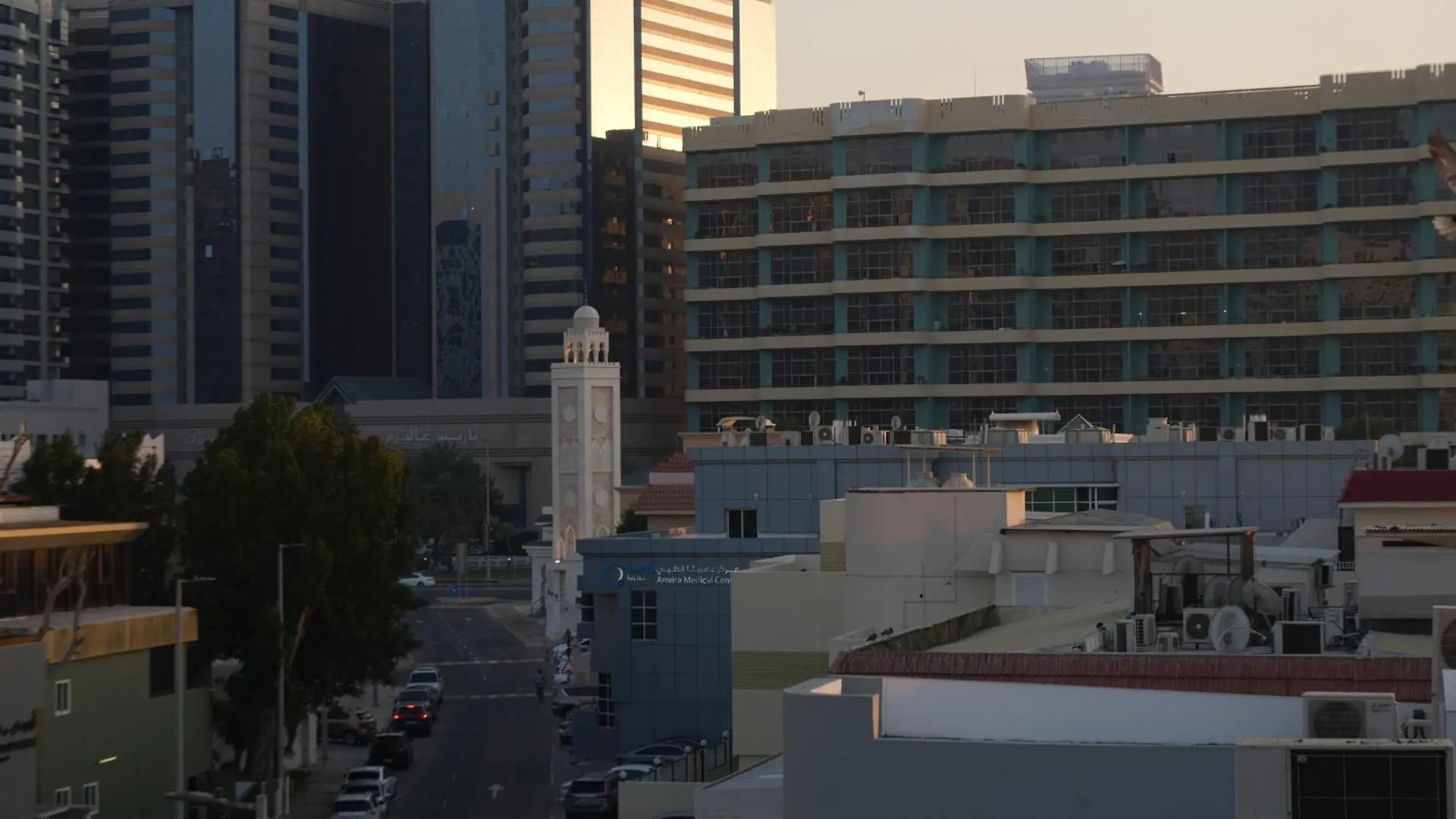 All Villa For Rent In Abu Dhabi 7 Rooms Near Corniche 0*,
