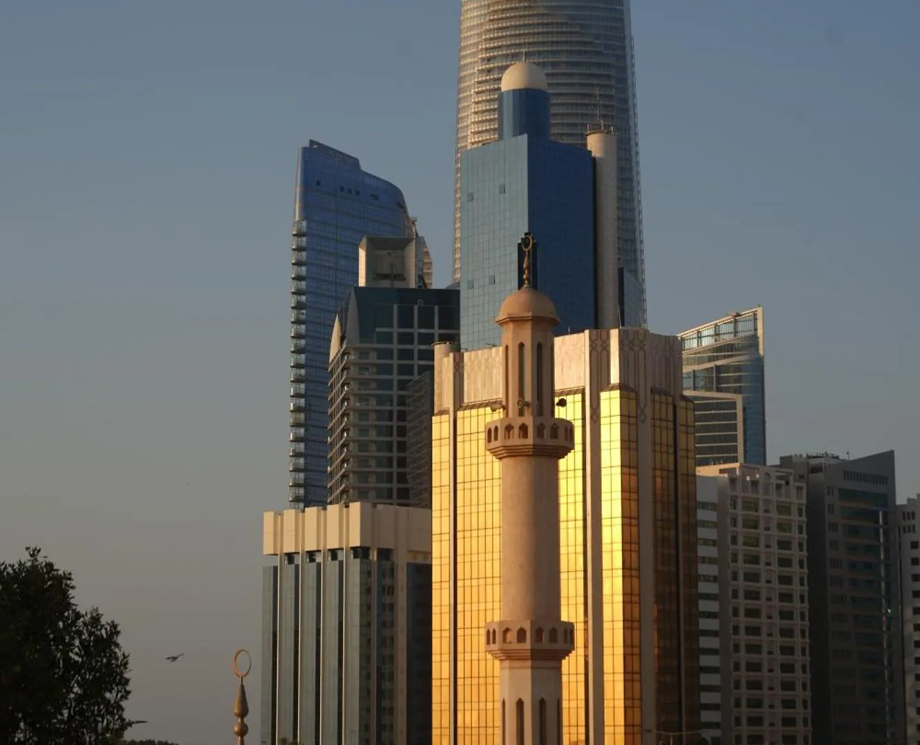 All Villa For Rent In Abu Dhabi 7 Rooms Near Corniche