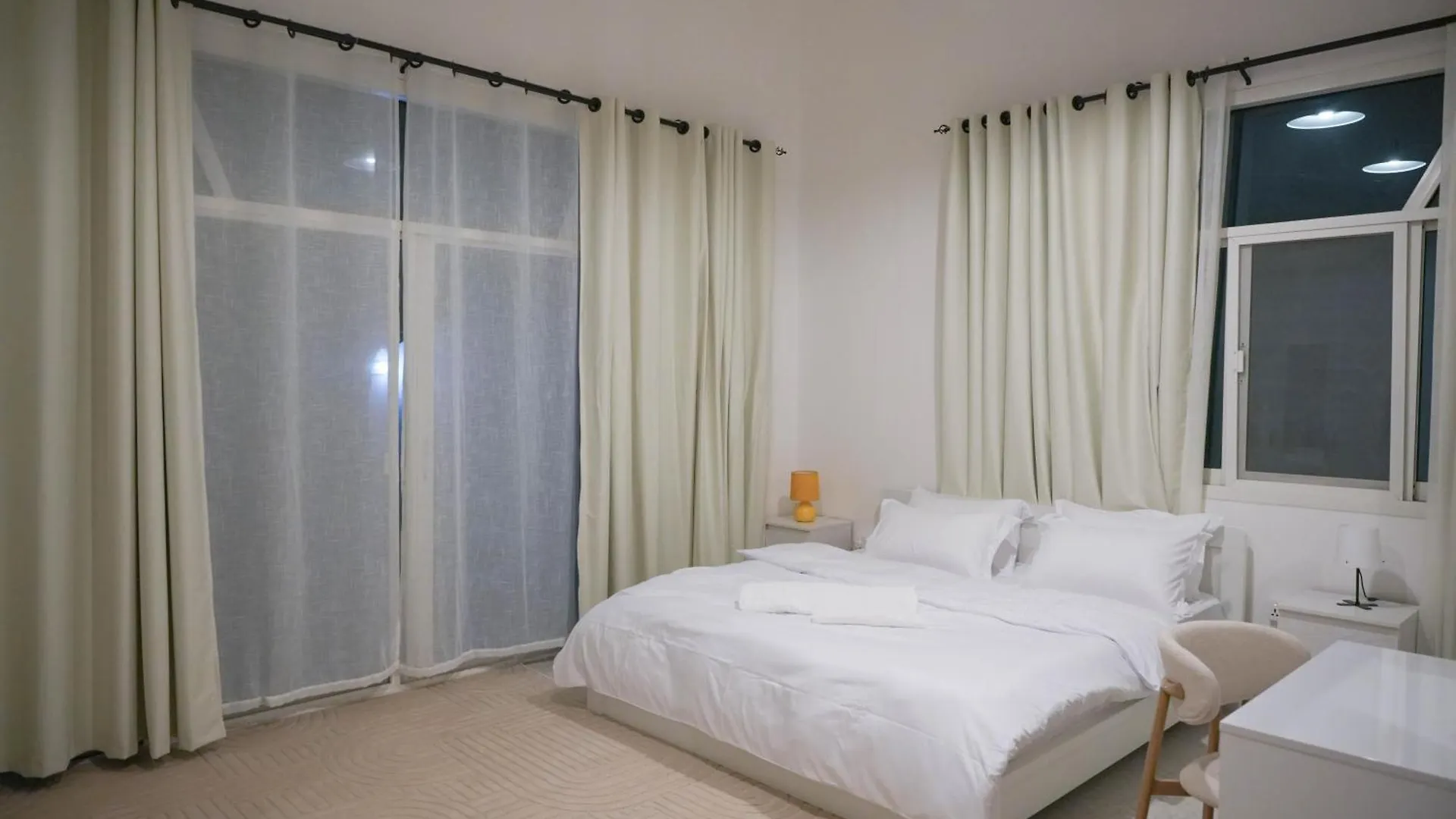 All Villa For Rent In Abu Dhabi 7 Rooms Near Corniche